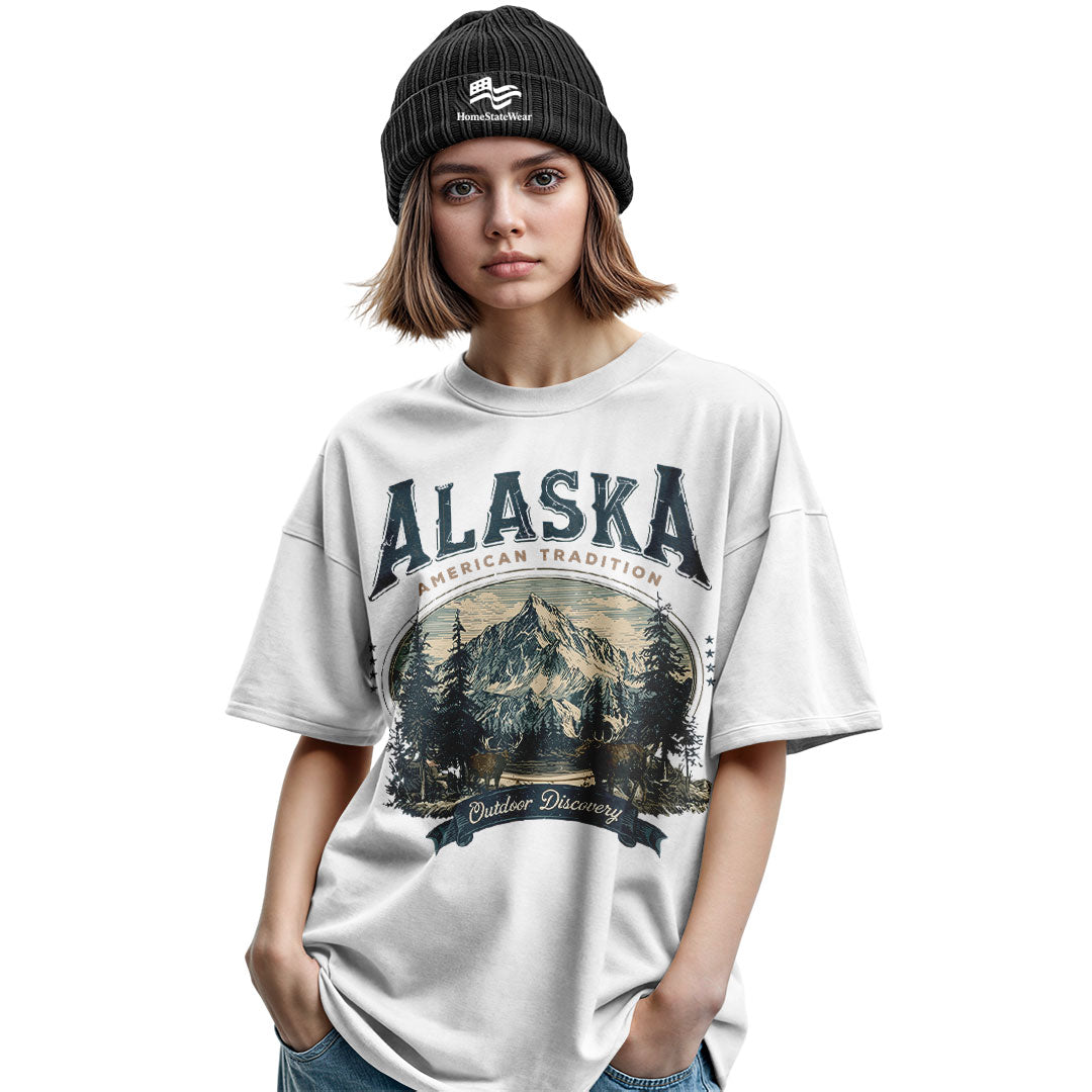 Vintage Alaska Mountain Retro Outdoor Wildlife Tee